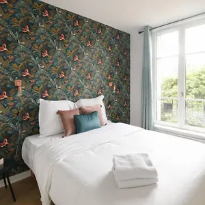 desiree-charming-apartment-at-gambetta.fr-paris.fr/